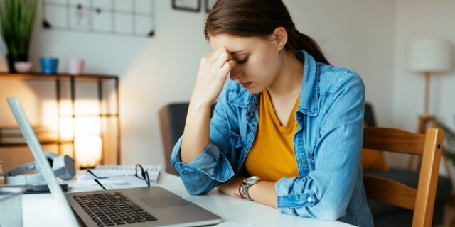 Οργή για σεξιστική αγγελία για δουλειά στην Ιταλία – Ζητούσε φωτογραφίες με μαγιό