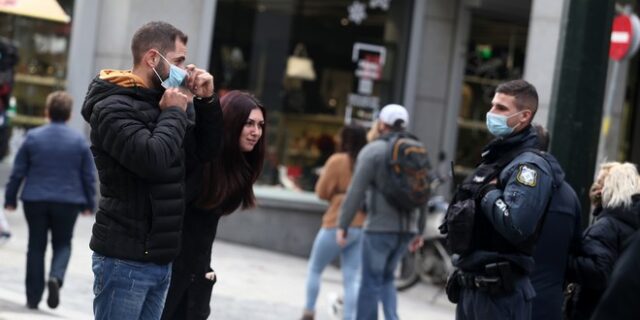Κορονοϊός: Μαζικοί έλεγχοι και “βροχή” τα πρόστιμα για τα περιοριστικά μέτρα