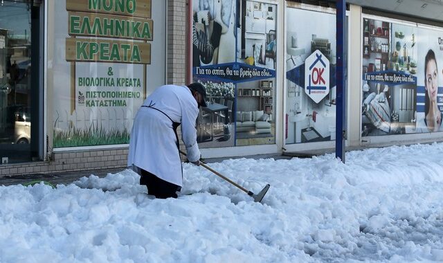 Κακοκαιρία Ελπίδα: Σε βαθιά “κατάψυξη” η αγορά, μετρά χαμένες μέρες και συσσωρευμένες υποχρεώσεις