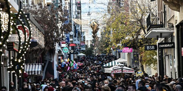 Η χρονιά της Μετάλλαξης Όμικρον και η ελπίδα στο βάθος του τούνελ