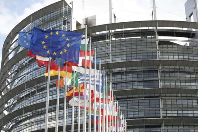 QatarGate – Ευρωπαϊκό Κοινοβούλιο: “Ναι” στην άρση ασυλίας των Ταραμπέλα – Κοτσολίνο από την Επιτροπή Νομικών Θεμάτων