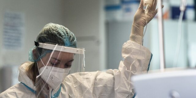 Ευαγγελισμός: Στους 92 οι υγειονομικοί που βρέθηκαν θετικοί στον κορονοϊό