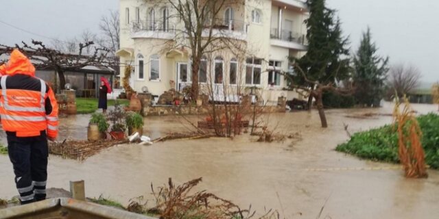 Κακοκαιρία Διομήδης: Σαρώνει τη χώρα – Προβλήματα σε πολλές περιοχές – LIVE ΧΑΡΤΗΣ