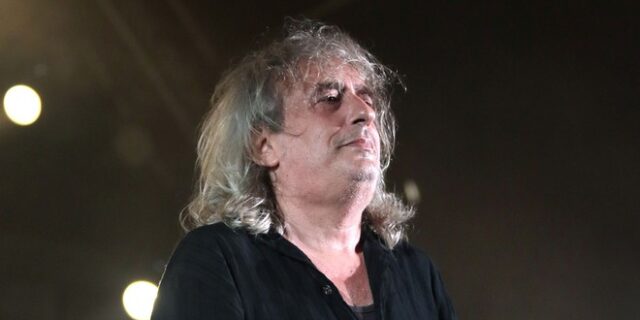 Αγγελάκας για φιέστα Ρουβά – Μπακογιάννη: “Ντρέπομαι και λυπάμαι”