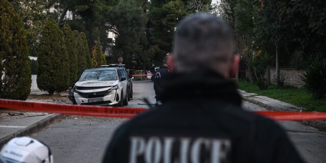 Γλυφάδα: Έκρηξη σε συγκρότημα κατοικιών – Τι ψάχνουν οι αρχές