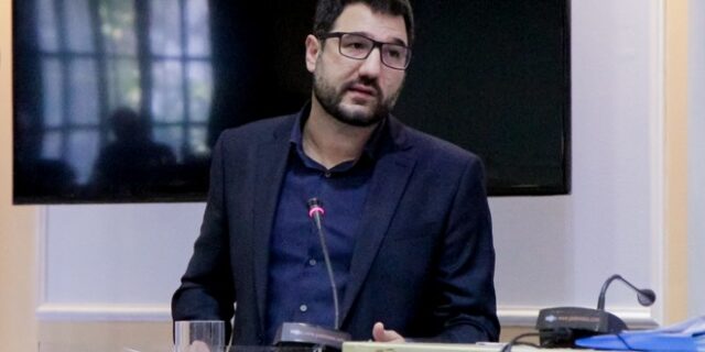 Ηλιόπουλος: Επικίνδυνη για τη δημόσια υγεία η κυβέρνηση