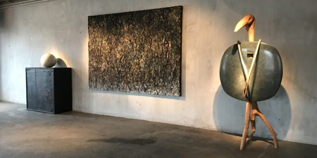 Axel Vervoordt: Ο μάγος διακοσμητής των σπιτιών του Μπιλ Γκέιτς και της Κιμ Καρντάσιαν