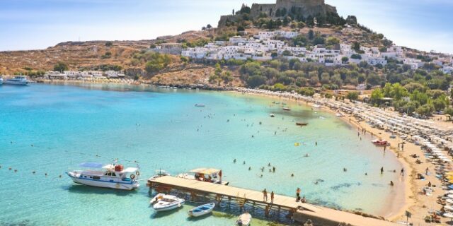 Αυτοί είναι οι πιο trendy και δημοφιλείς ελληνικοί προορισμοί στον κόσμο