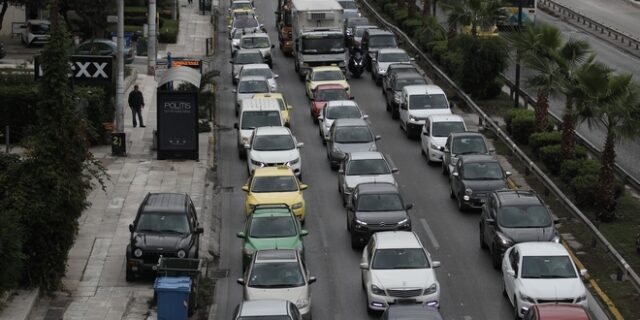Κίνηση στους δρόμους: Μποτιλιάρισμα χιλιομέτρων στον Κηφισό – LIVE ΧΑΡΤΗΣ