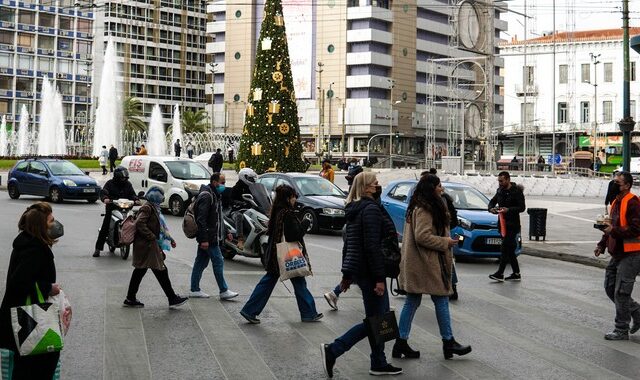 Κορονοϊός: “Βράζει” η Αττική – Στα ύψη η διασπορά σε όλη τη χώρα