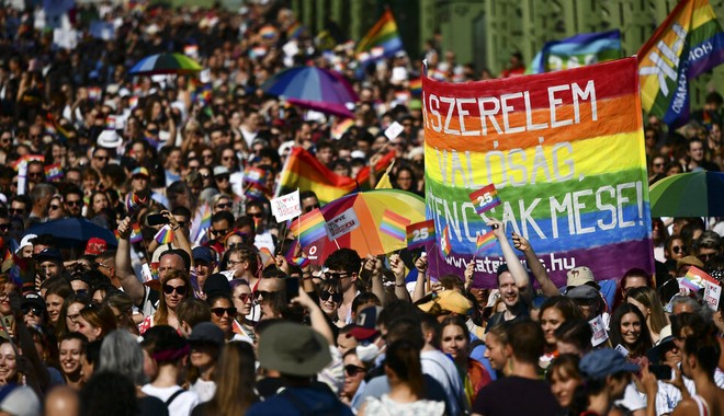 Ουγγαρία: Στις 3 Απριλίου εκλογές και δημοψήφισμα για τους ΛΟΑΤΚΙ