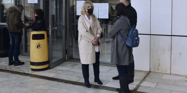 Διακόπηκε η δίκη για τις φονικές πλημμύρες στη Μάνδρα