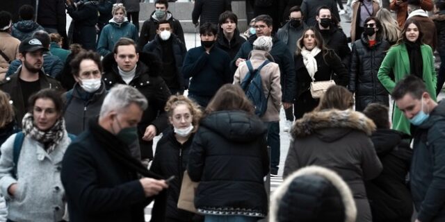 Κορονοϊός: “Τσουνάμι” κρουσμάτων στην Ευρώπη – Ξεπέρασε το όριο των 100 εκατομμυρίων