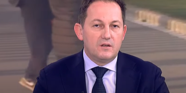 Πέτσας: “Δεν υπάρχει ενδεχόμενο τρίτης κάλπης – Εχθρός μας ο εφησυχασμός”