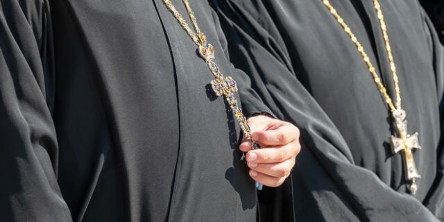 Συνελήφθη ιερέας για βιασμό ανήλικης