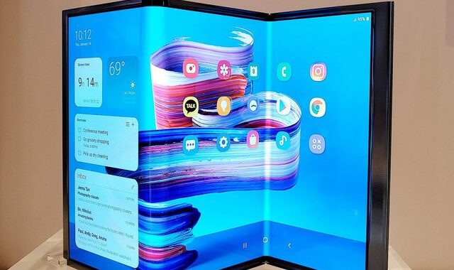 H Samsung διπλώνει τις οθόνες σαν χαρτί