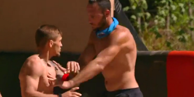 Survivor 5: Πιάστηκαν στα χέρια Κατσαούνης και Γιωρίκας – “Μάζεψε το στόμα σου”