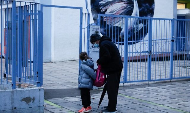 Βόλος: Συνελήφθη γιατί δεν έστελνε την κόρη της επί ενάμιση χρόνο στο σχολείο