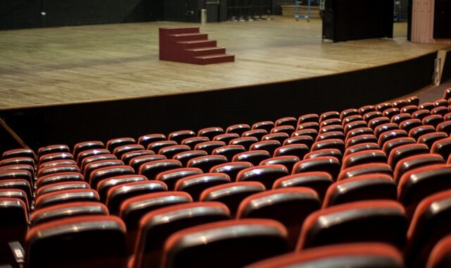 Εθνικό Θέατρο: Ακύρωση παραστάσεων την Τετάρτη λόγω της 24ωρης απεργίας