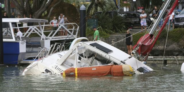 Τόνγκα: Σοβαρές ζημιές από την έκρηξη του ηφαιστείου – Δυο άνθρωποι πνίγηκαν απο το τσουνάμι