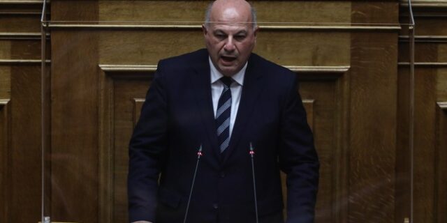 Θετικός στον κορονοϊό ο υπουργός Δικαιοσύνης, Κώστας Τσιάρας