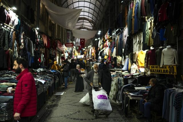 Τουρκία: Ανεξέλεγκτος ο πληθωρισμός – Στο 36,08% τον Δεκέμβριο