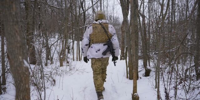 Μπάιντεν: Πιθανό να εισβάλει η Ρωσία στην Ουκρανία τον Φεβρουάριο