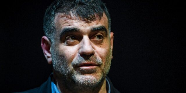 Σημειώσεις στο περιθώριο της εξοργιστικής δίωξης κατά του Κ. Βαξεβάνη