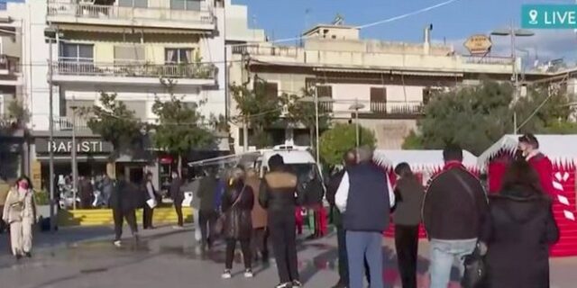 Κορονοϊός: Τεράστιες ουρές και σήμερα για δωρεάν rapid τεστ