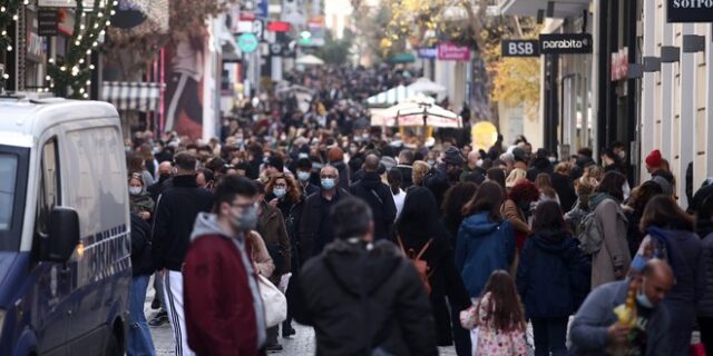 Κορονοϊός – Διασπορά: Στα ύψη σε όλη την Ελλάδα τα κρούσματα