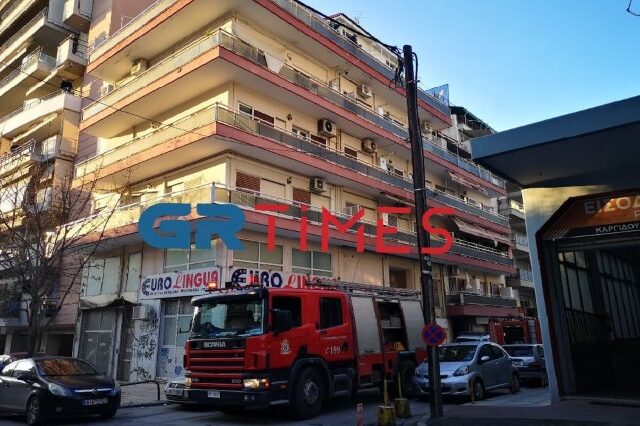 Φωτιά σε διαμέρισμα στη Θεσσαλονίκη