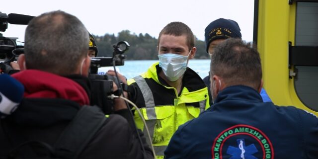Euroferry Olympia: Έφτασε στην Κέρκυρα ο 21χρονος – Πληροφορίες και για άλλους επιζώντες