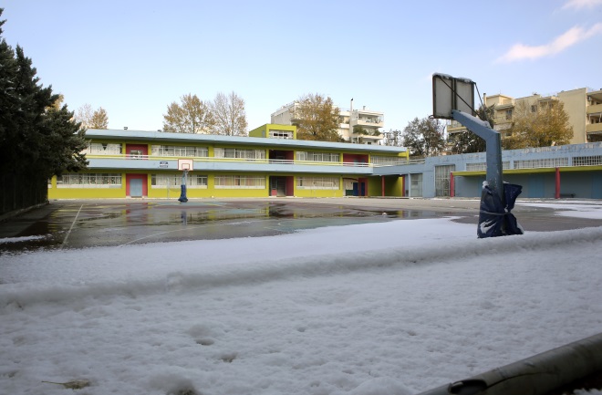Κακοκαιρία Bianca: Πού θα είναι κλειστά τα σχολεία τη Δευτέρα