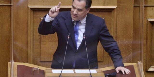 ΣΥΡΙΖΑ για Γεωργιάδη: Αν δεν υπήρχε Μητσοτάκης, δεν θα υπήρχαν γραφικοί υπουργοί σαν και αυτόν