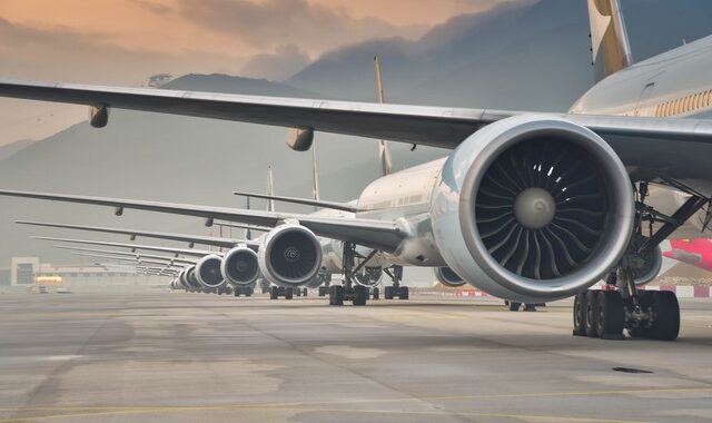 IATA: Δυναμική ανάκαμψη για την παγκόσμια αεροπορική βιομηχανία το 2022 – Λάθος το κλείσιμο των συνόρων