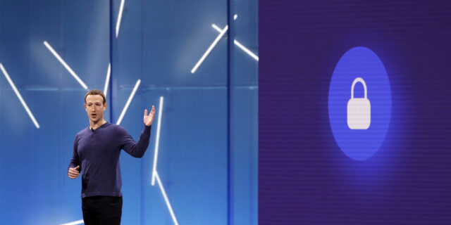Καταρρέει το Facebook; Γιατί ο Ζούκερμπεργκ βρίσκεται σε δύσκολη θέση