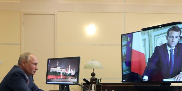 Επικοινωνία Μακρόν – Πούτιν για Ουκρανία: Οι τέσσερις όροι που θέτει η Ρωσία για να σταματήσει την εισβολή