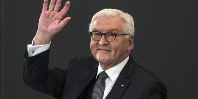 Γερμανία: “Ανεπιθύμητος” στο Κίεβο ο Ομοσπονδιακός Πρόεδρος Φρανκ-Βάλτερ Σταϊνμάιερ