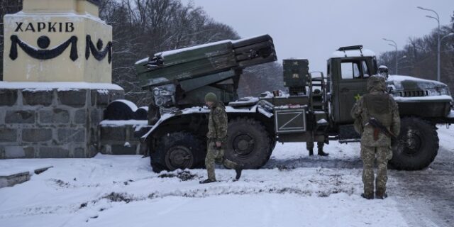 Διαπραγματεύσεις: Αποχώρηση των ρωσικών στρατευμάτων ζήτησε η αντιπροσωπεία του Κιέβου
