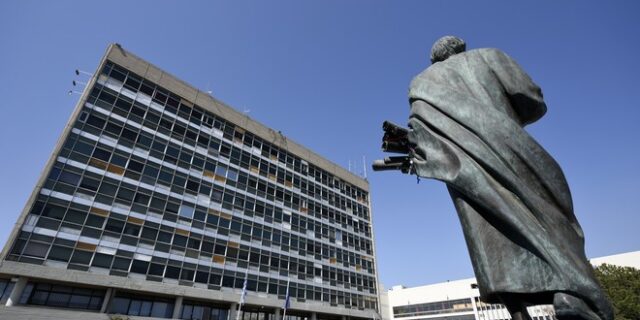 ΑΠΘ: “Επικίνδυνο” το κτίριο της Πρυτανείας – “Φωτιά” το πόρισμα της Πυροσβεστικής