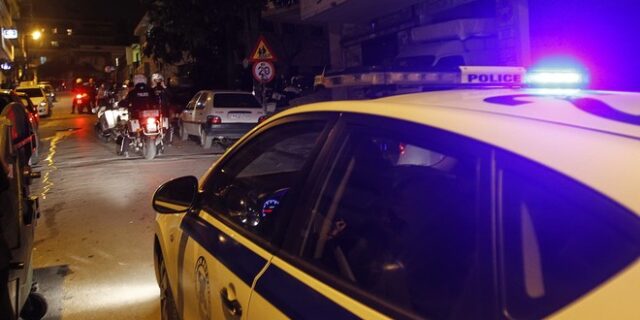Καλλιθέα: Συνελήφθη 52χρονη – Εξετάζεται η εμπλοκή της στον τραυματισμό άνδρα με μαχαίρι