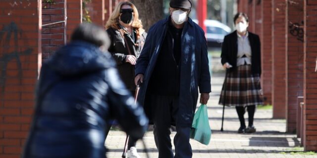 Κορονοϊός: 2772 νέα κρούσματα σήμερα στην Αττική