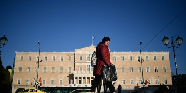 Βασιλακόπουλος: Είναι λάθος το μήνυμα ότι τελειώσαμε με τον κορονοϊό
