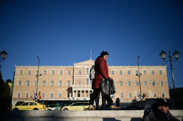 Κορονοϊός – Διασπορά: Παραμένει υψηλός ο αριθμός των κρουσμάτων σε Αττική και Θεσσαλονίκη