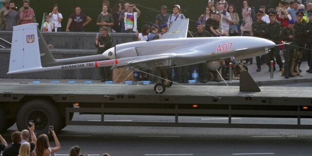 Ουκρανία: Δοκιμάζει τα τουρκικά drone σε εκτεταμένες ασκήσεις