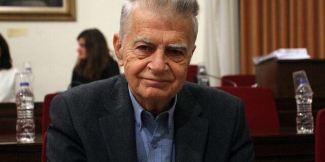 Μίμης Δαρειώτης: Πέθανε ο αγωνιστής της Αριστεράς