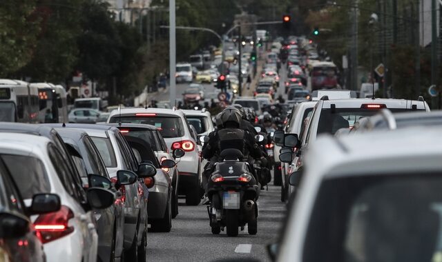 Σε λειτουργία το Open Car: Με ένα κλικ “τσεκάρισμα” στα ανασφάλιστα οχήματα