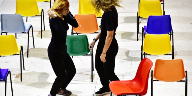 Μυρτώ Αλικάκη και Γιούλικα Σκαφιδά σ΄ ένα αδίστακτο παιχνίδι ηθοποιών και χαρακτήρων
