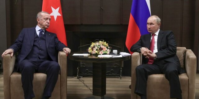 Πόλεμος στην Ουκρανία: Επικοινωνία Ερντογάν – Πούτιν και ξανά σε ρόλο διαμεσολαβητή η Τουρκία