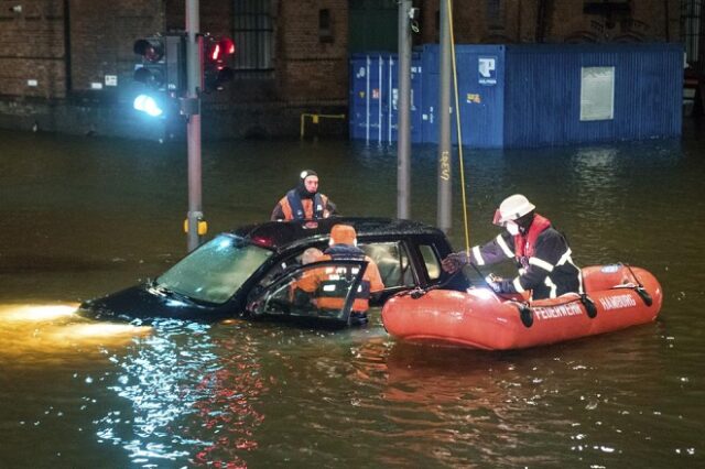 Καταιγίδα Eunice: Τουλάχιστον 14 νεκροί στην Ευρώπη από τα ακραία καιρικά φαινόμενα